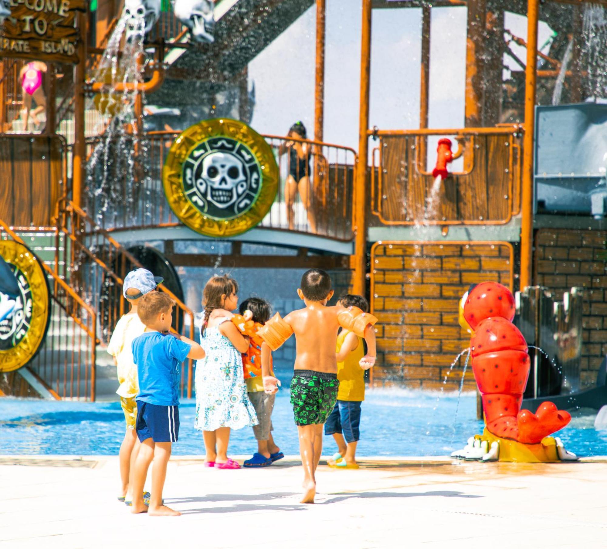 Terra Apartments In Caesar Blue Resort, Fixed Lunch Till 3Pm, Gym, Heated Pool, Sauna, Kids Club Rizokarpaso Экстерьер фото